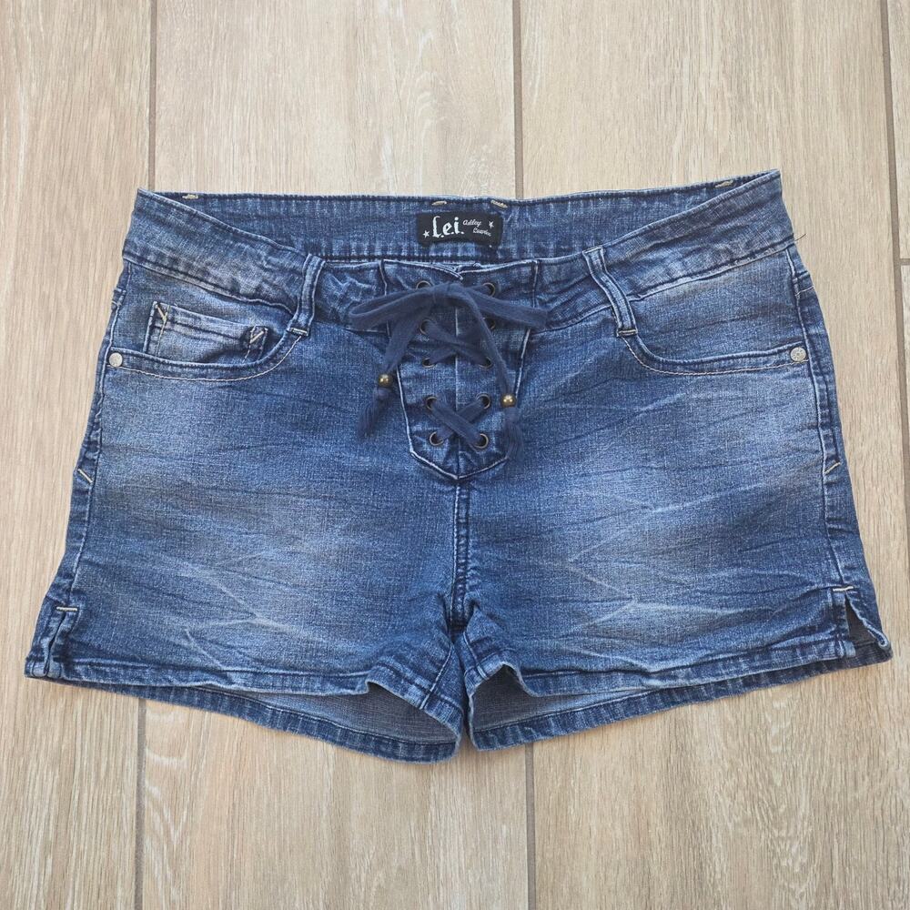 l.e.i. Denim Shorts Womens Low Rise Lace Up Micro Mini Jean Shorts Y2K Ashley